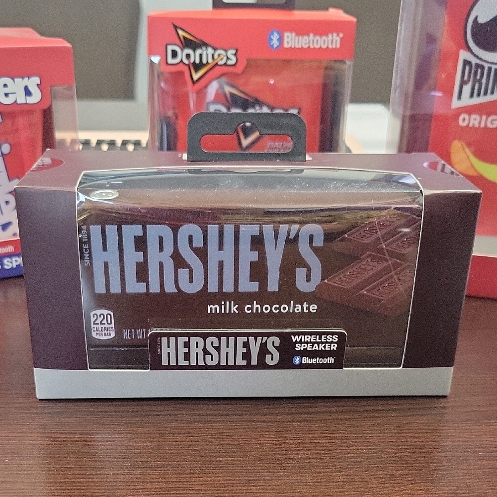 Hershey's Wireless Speaker - Brown